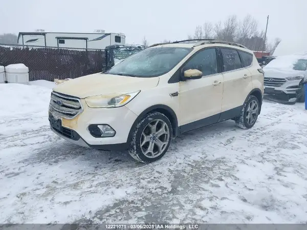 1FMCU9J97HUA26517 2017 FORD ESCAPE - Image 2