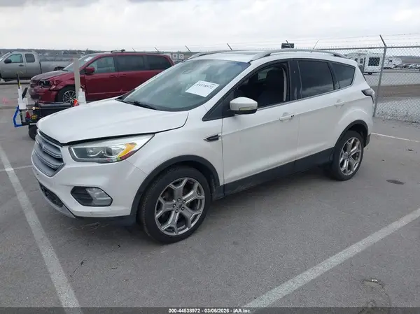 1FMCU9J97HUA33287 2017 FORD ESCAPE - Image 2