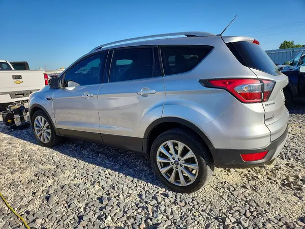 1FMCU9J97HUA63213 2017 FORD ESCAPE - Image 2