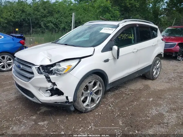 1FMCU9J97HUA71747 2017 FORD ESCAPE - Image 2