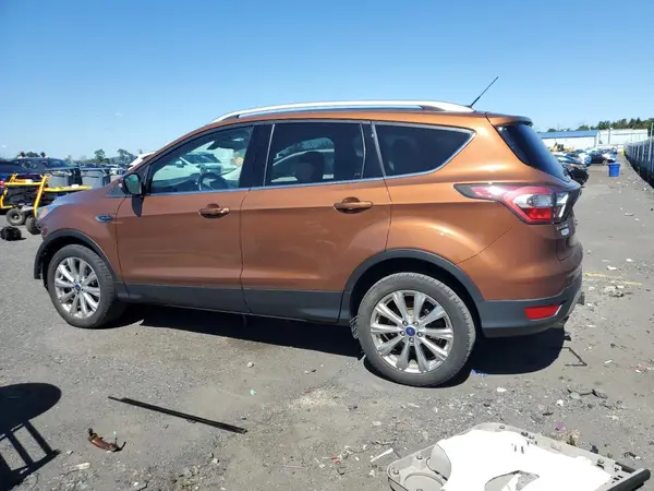 1FMCU9J97HUA91223 2017 FORD ESCAPE - Image 2
