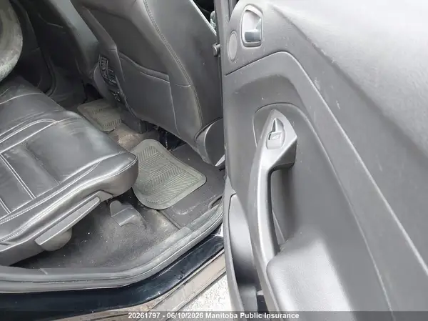 1FMCU9J97HUB32708 2017 FORD ESCAPE - Image 8