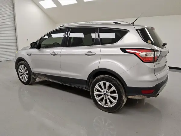 1FMCU9J97HUB61934 2017 FORD ESCAPE - Image 2