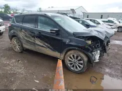 1FMCU9J97HUB65711 2017 FORD ESCAPE