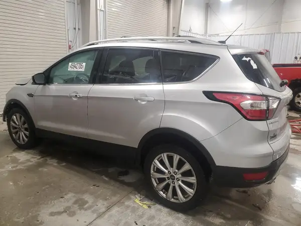 1FMCU9J97HUB94402 2017 FORD ESCAPE - Image 2