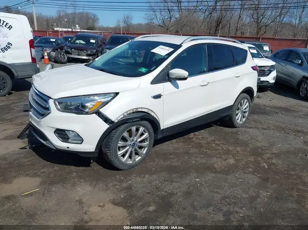 1FMCU9J97HUC16673 2017 FORD ESCAPE - Image 2
