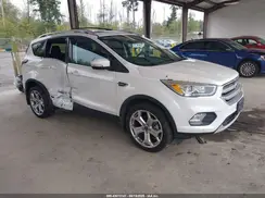 1FMCU9J97HUC80986 2017 FORD ESCAPE