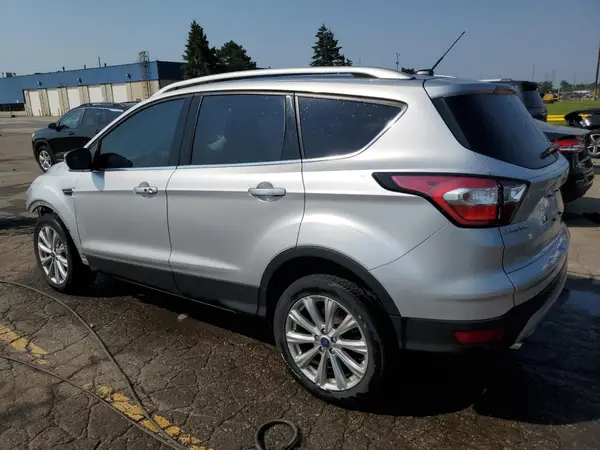1FMCU9J97HUD42483 2017 FORD ESCAPE - Image 2