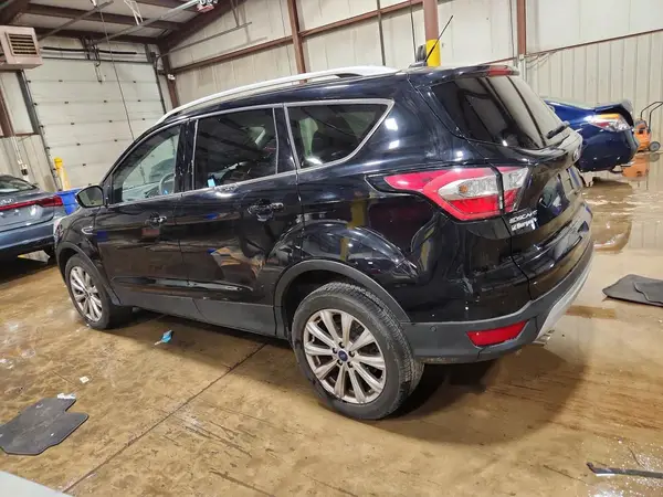1FMCU9J97HUD63835 2017 FORD ESCAPE - Image 2