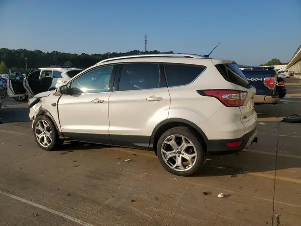 1FMCU9J97HUD74138 2017 FORD ESCAPE - Image 2