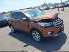 1FMCU9J97HUE23841 2017 FORD ESCAPE