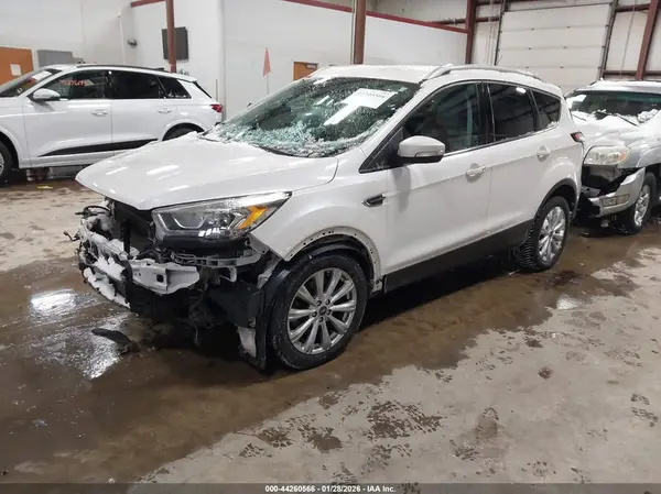 1FMCU9J97HUE92366 2017 FORD ESCAPE - Image 2