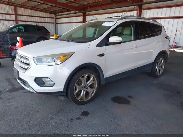 1FMCU9J97HUE97602 2017 FORD ESCAPE - Image 2