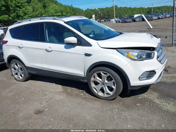 1FMCU9J97JUA87811 2018 FORD ESCAPE - Image 1