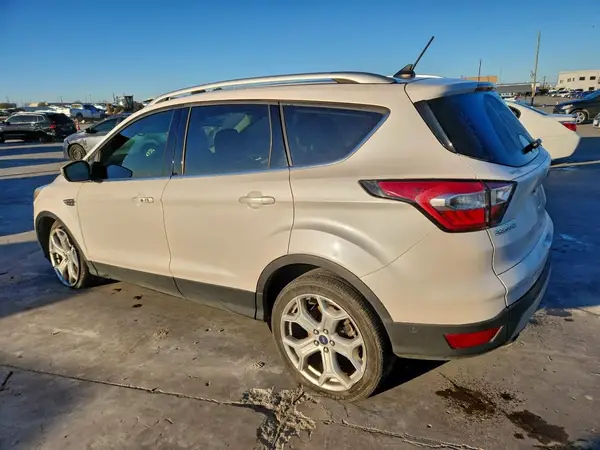 1FMCU9J97JUB41737 2018 FORD ESCAPE - Image 2