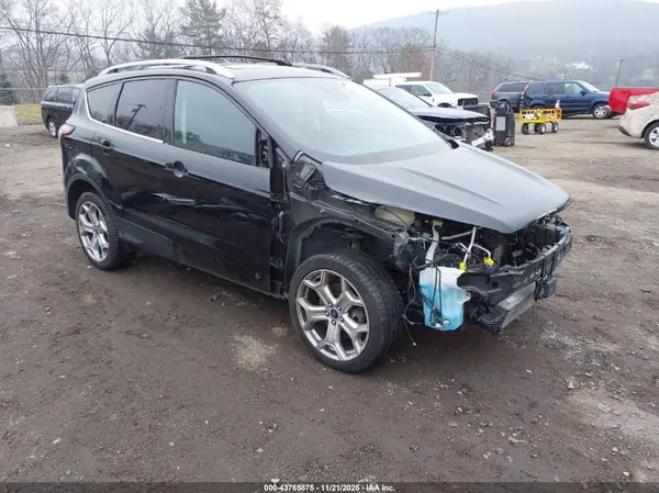 1FMCU9J97JUD12017 2018 FORD ESCAPE - Image 1