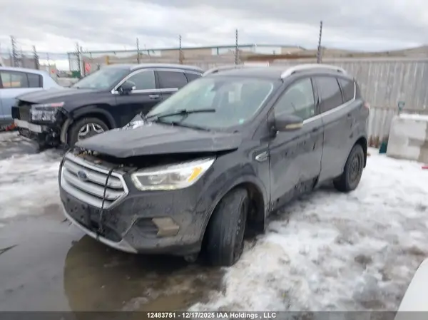 1FMCU9J97JUD45339 2018 FORD ESCAPE - Image 2