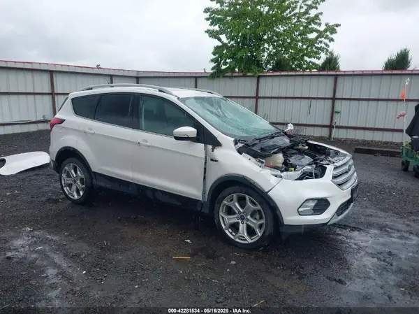1FMCU9J97KUA06551 2019 FORD ESCAPE - Image 1