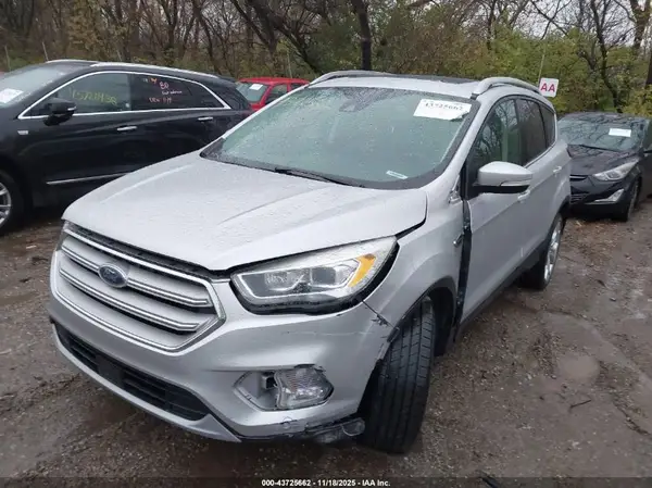 1FMCU9J97KUA32339 2019 FORD ESCAPE - Image 2
