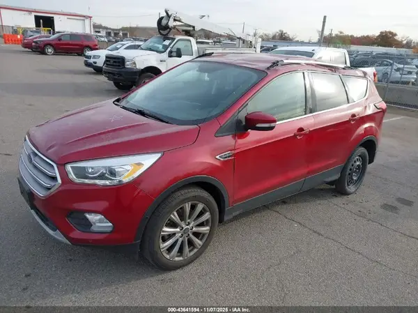 1FMCU9J97KUC08287 2019 FORD ESCAPE - Image 2