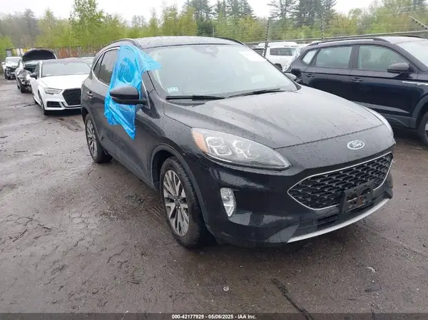 1FMCU9J97LUA64399 2020 FORD ESCAPE - Image 1