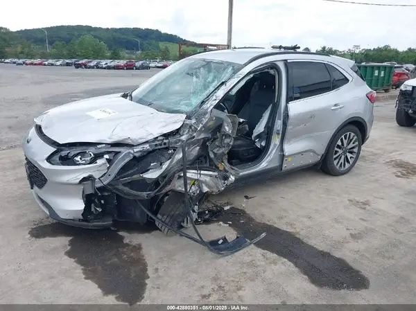 1FMCU9J97LUB09258 2020 FORD ESCAPE - Image 2