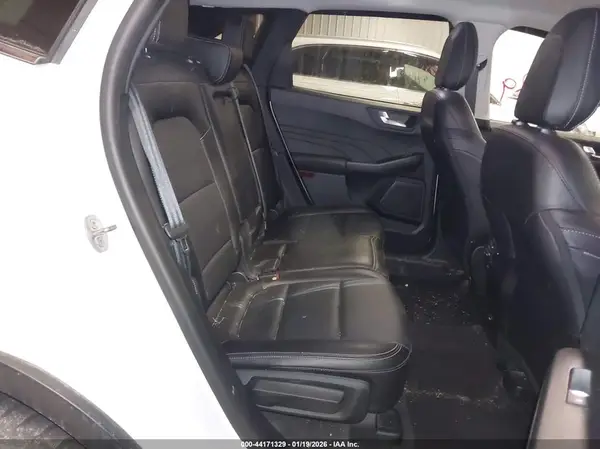 1FMCU9J97NUB02359 2022 FORD ESCAPE - Image 8