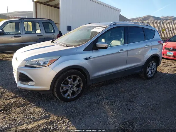 1FMCU9J98GUA76888 2016 FORD ESCAPE - Image 2