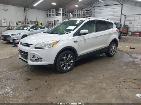 1FMCU9J98GUC22898 2016 FORD ESCAPE - Image 2