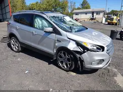 1FMCU9J98HUA18183 2017 FORD ESCAPE