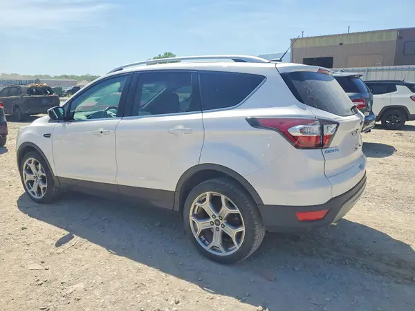 1FMCU9J98HUA22945 2017 FORD ESCAPE - Image 2