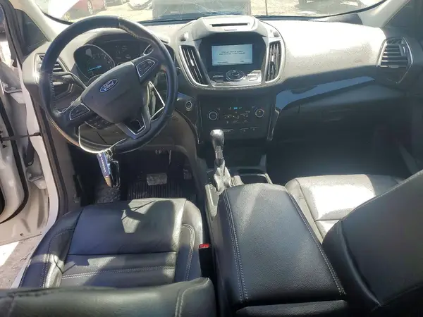 1FMCU9J98HUA22945 2017 FORD ESCAPE - Image 8