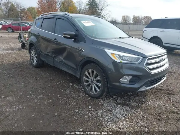 1FMCU9J98HUA49434 2017 FORD ESCAPE - Image 1