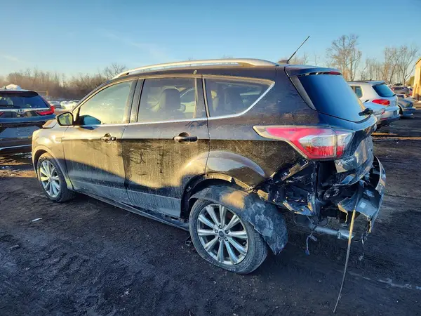 1FMCU9J98HUA74088 2017 FORD ESCAPE - Image 2