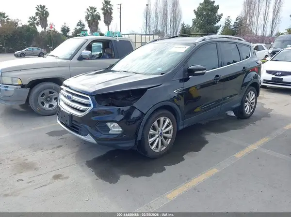 1FMCU9J98HUA81770 2017 FORD ESCAPE - Image 2