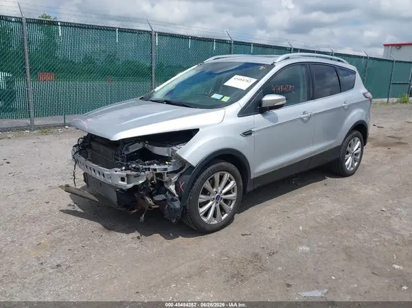 1FMCU9J98HUB06568 2017 FORD ESCAPE - Image 2