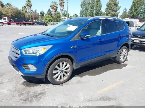 1FMCU9J98HUB23791 2017 FORD ESCAPE - Image 2