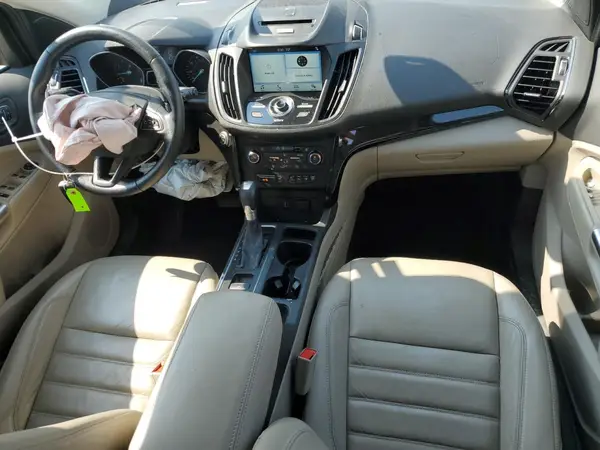 1FMCU9J98HUB57598 2017 FORD ESCAPE - Image 8