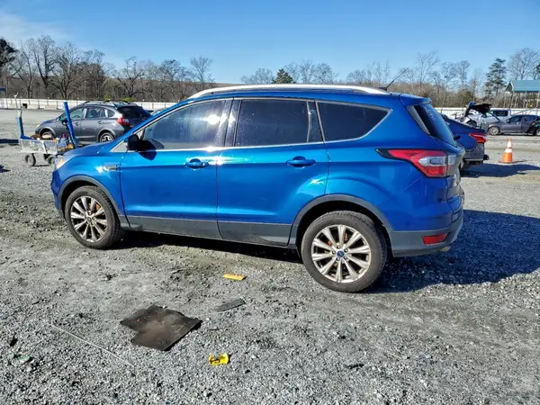 1FMCU9J98HUB84722 2017 FORD ESCAPE - Image 2