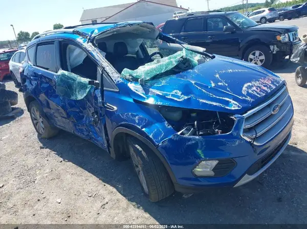 1FMCU9J98HUC17976 2017 FORD ESCAPE - Image 1