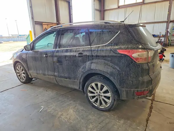 1FMCU9J98HUC39847 2017 FORD ESCAPE - Image 2