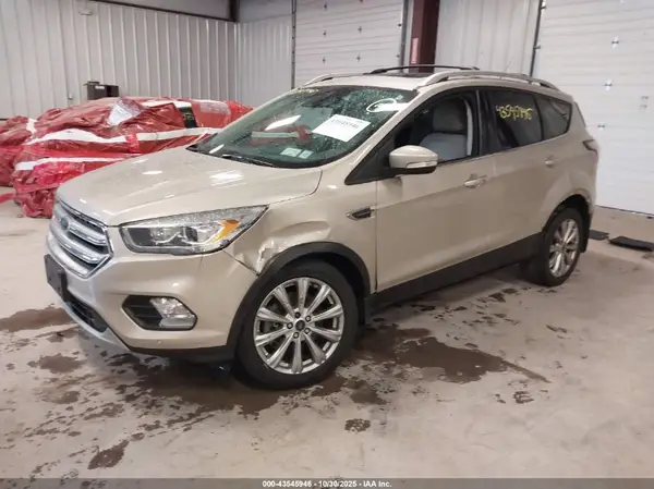 1FMCU9J98HUD02977 2017 FORD ESCAPE - Image 2