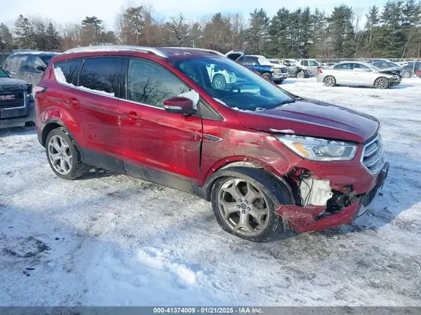 1FMCU9J98HUD33372 2017 FORD ESCAPE - Image 1