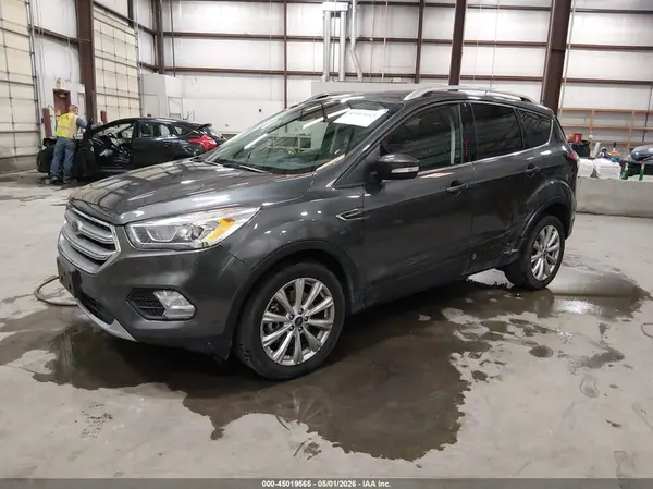 1FMCU9J98HUD41682 2017 FORD ESCAPE - Image 2