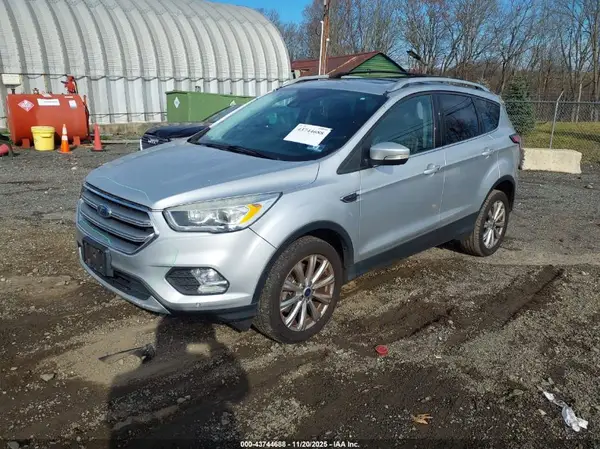 1FMCU9J98HUD99419 2017 FORD ESCAPE - Image 2