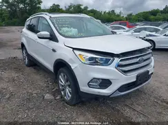 1FMCU9J98HUE40518 2017 FORD ESCAPE