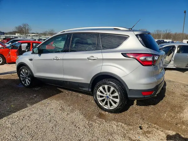 1FMCU9J98HUE66875 2017 FORD ESCAPE - Image 2
