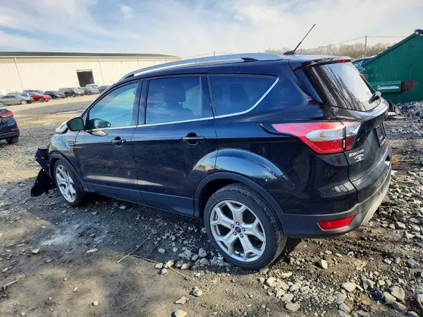 1FMCU9J98HUE83045 2017 FORD ESCAPE - Image 2