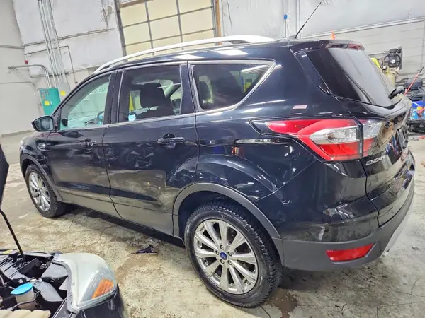 1FMCU9J98HUE95650 2017 FORD ESCAPE - Image 2