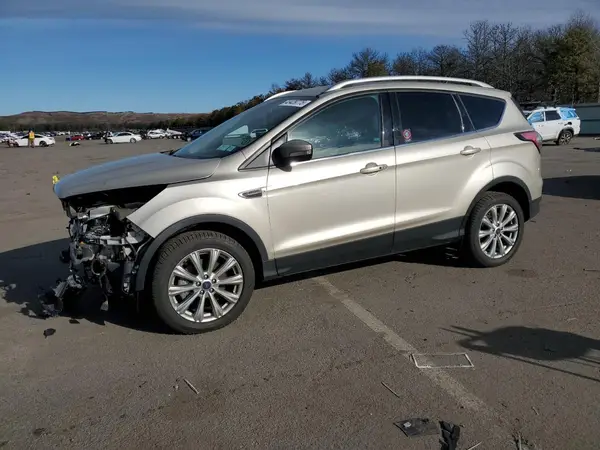 1FMCU9J98HUF00541 2017 FORD ESCAPE - Image 1